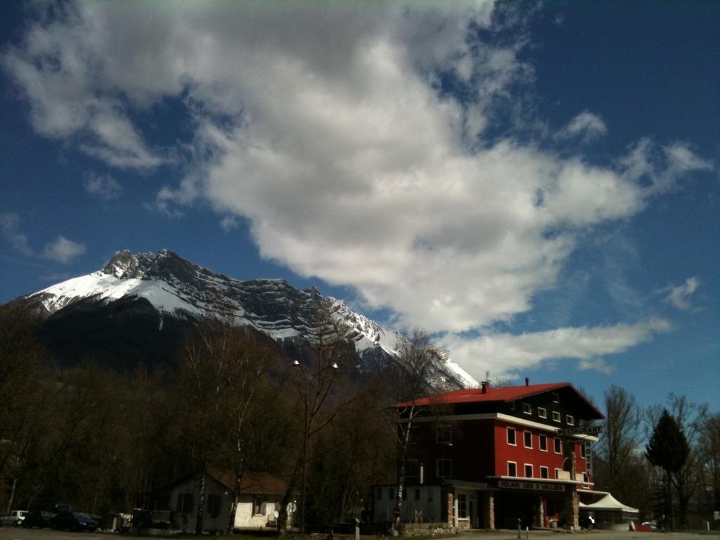 Maison De Savoie Saint-Pierre-dʼAlbigny Exteriör bild