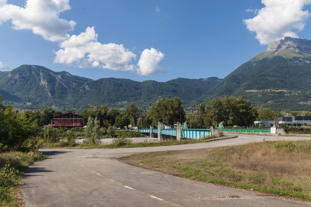 Maison De Savoie Saint-Pierre-dʼAlbigny Rum bild