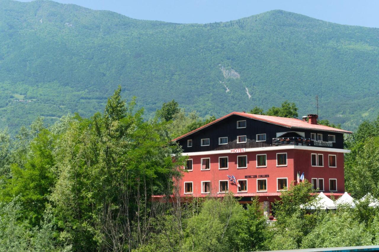 Maison De Savoie Saint-Pierre-dʼAlbigny Exteriör bild